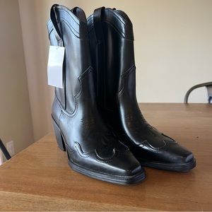 Black cowboy boots